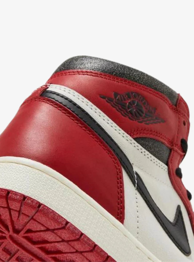 Air Jordan 1 High OG Chicago Lost And Found