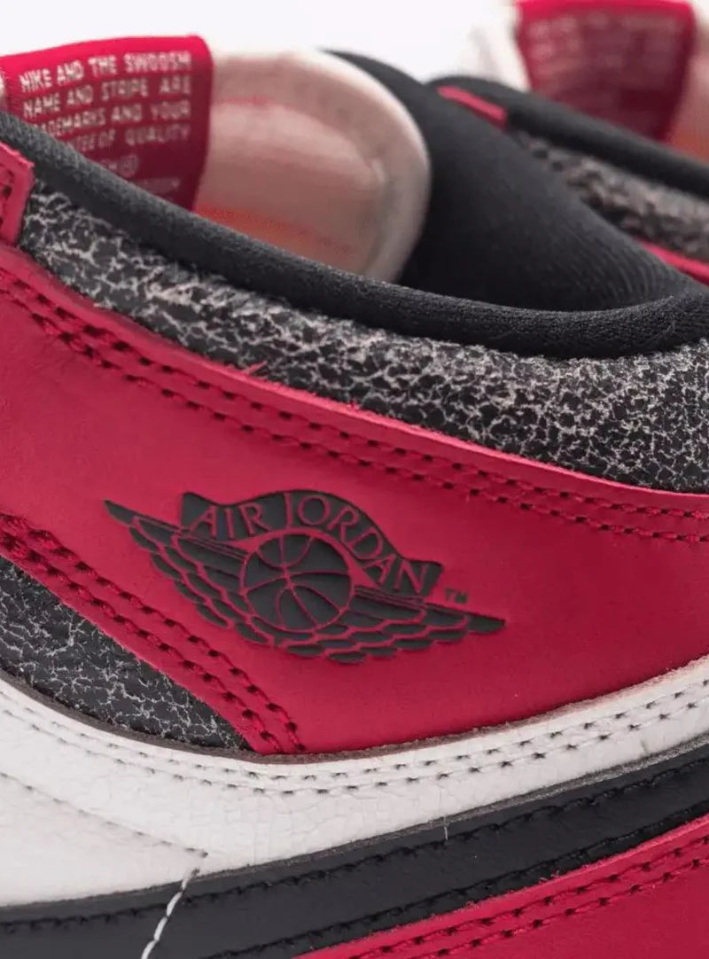 Air Jordan 1 High OG Chicago Lost And Found