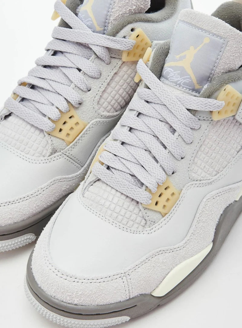 Air Jordan 4 Retro SE Craft Photon Dust