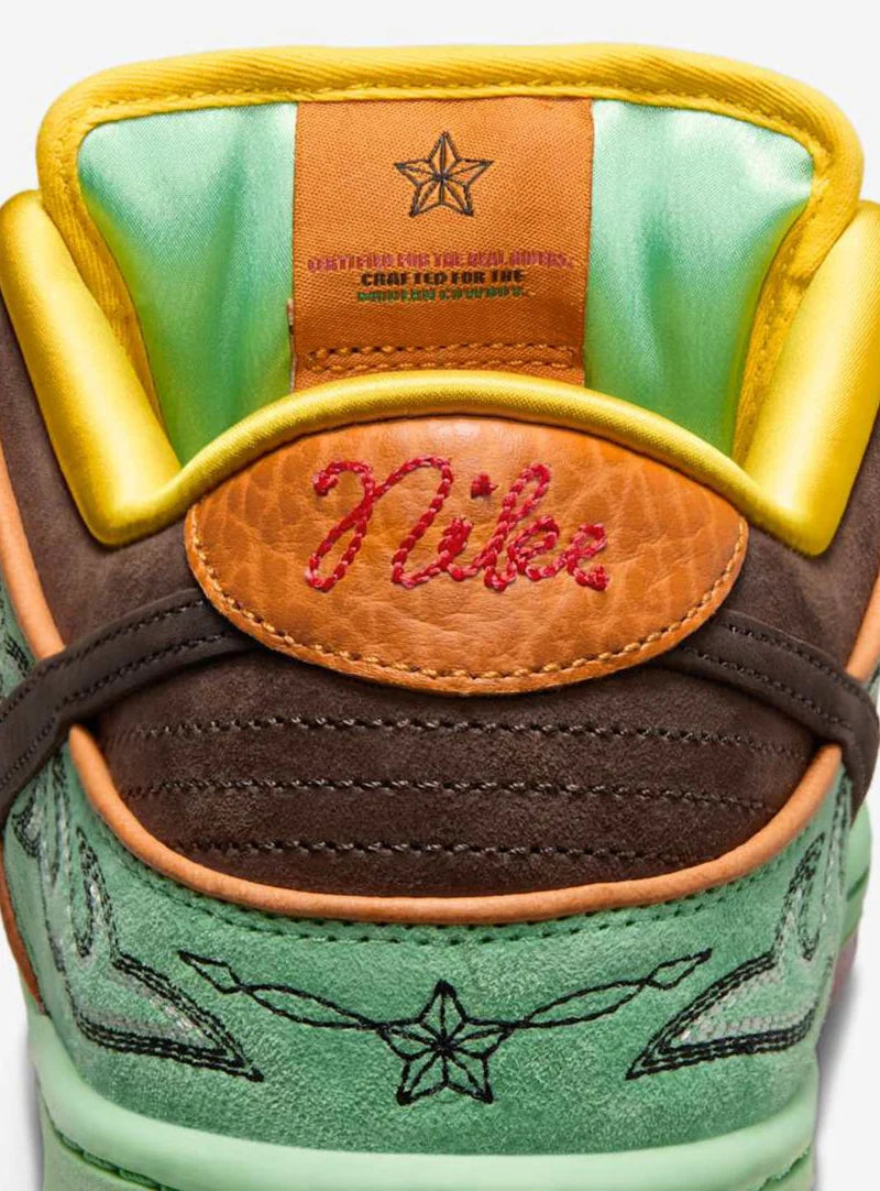 Nike SB Dunk Low Rodeo Turmaline