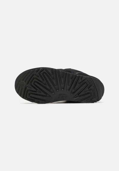 UGG Lowmel Black