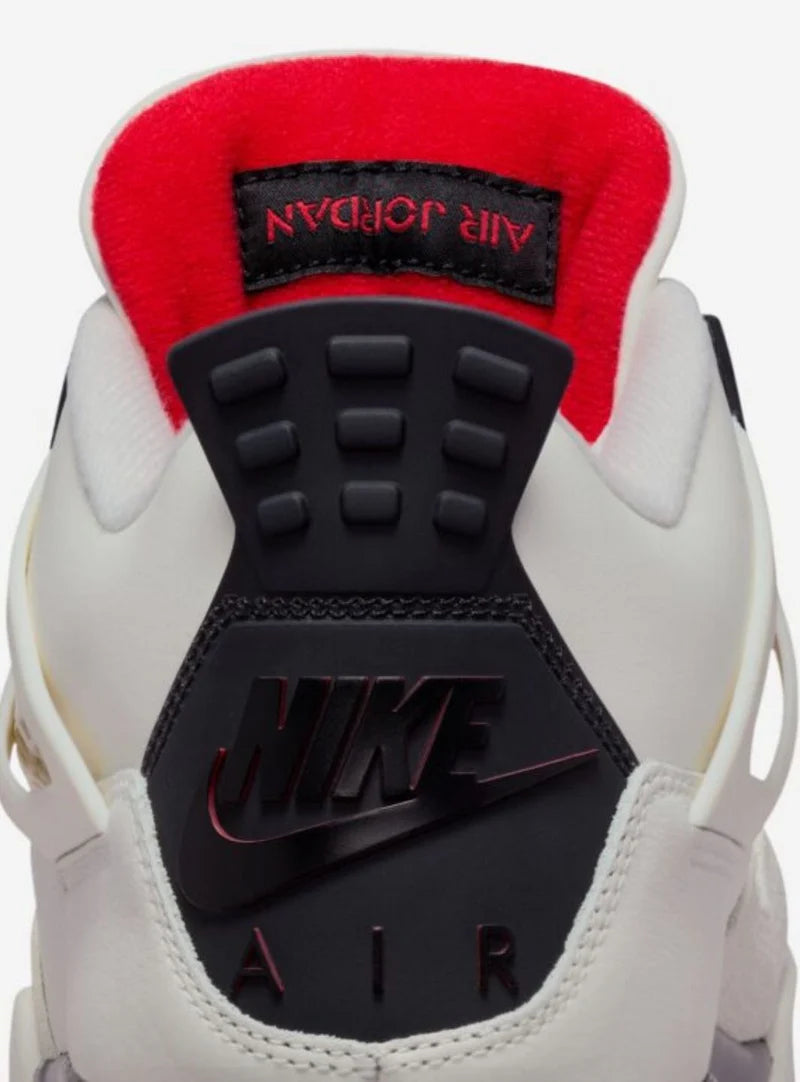 Air Jordan 4 Retro OG Flight Club